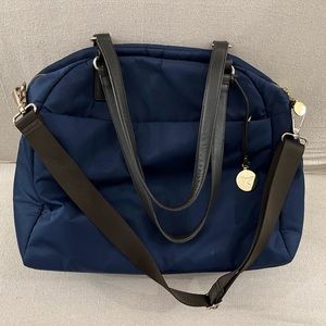 Lo & Sons O.M.G. Travel Bag Navy Exterior/Gold Hardware